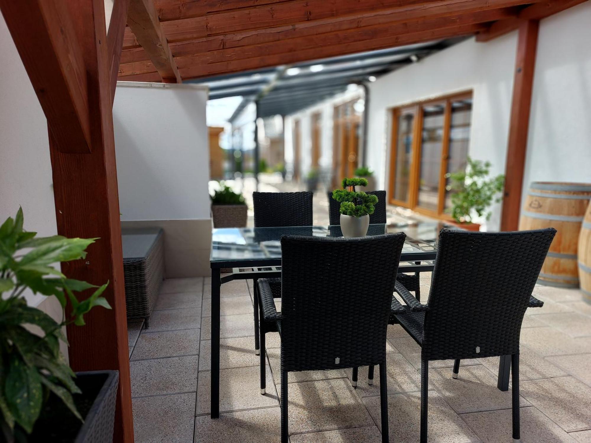 Village Romantic Apartments Near Cesky Krumlov (Adults Only) Strizov 외부 사진
